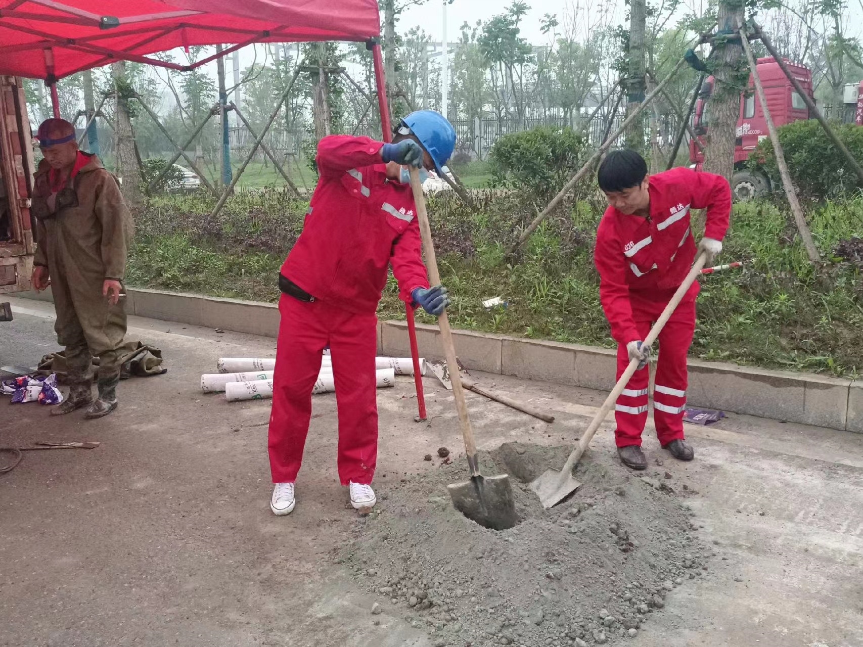 台安管道疏通哪家好】及时进行市政管道清淤